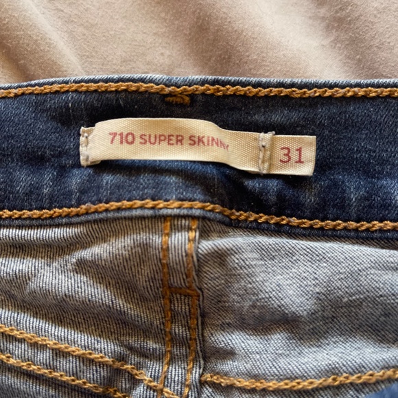 Levi Jeans - Picture 3 of 3